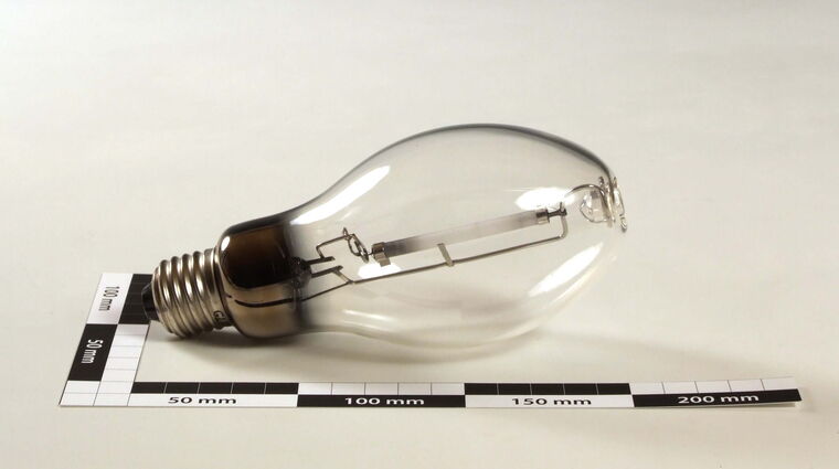 Natriumdampf-Hochdrucklampe, Glühlampe