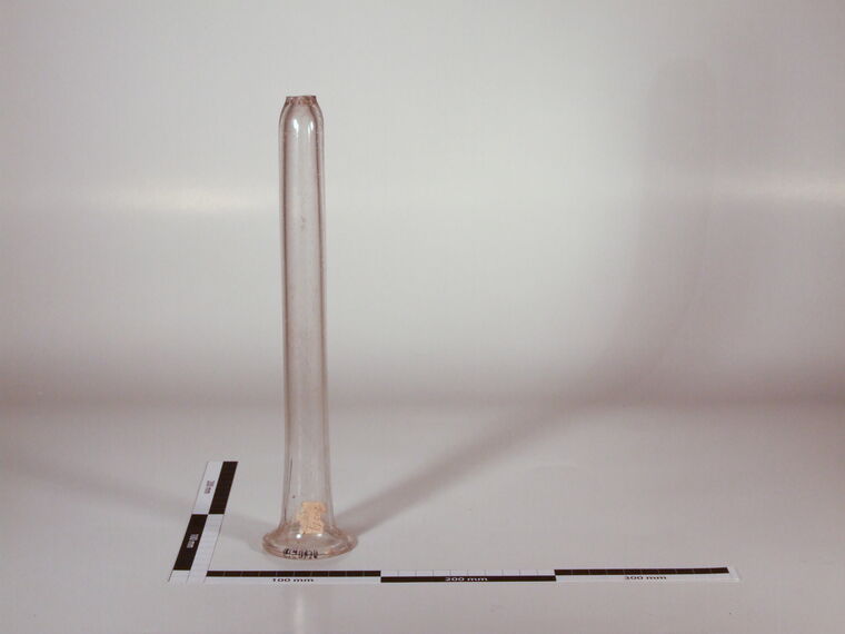 Glasbehälter in Reagenzglasform