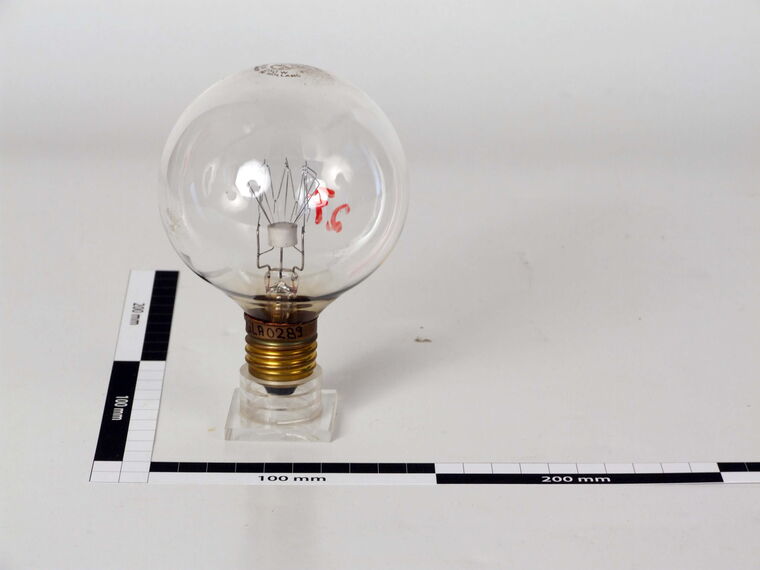 Glühlampe 220V 250W