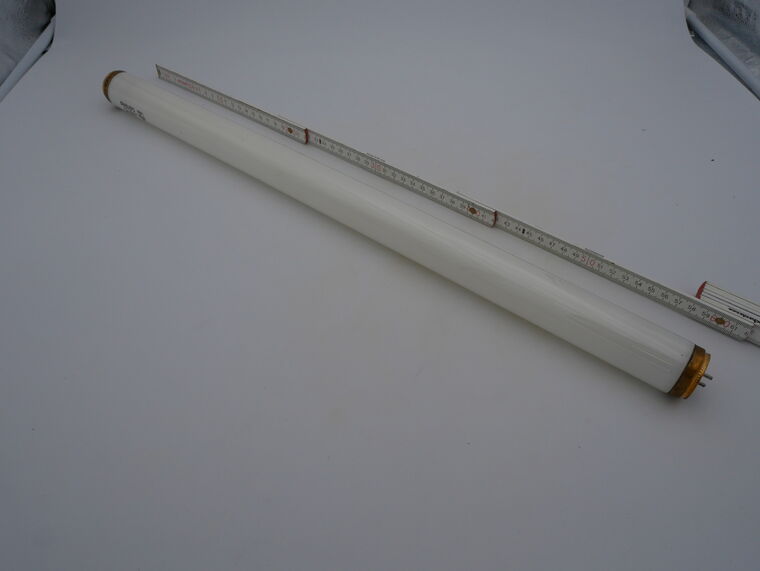 Leuchtstofflampe (Röhre)