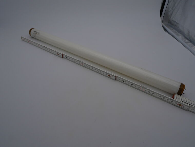 Leuchtstofflampe (Röhre)