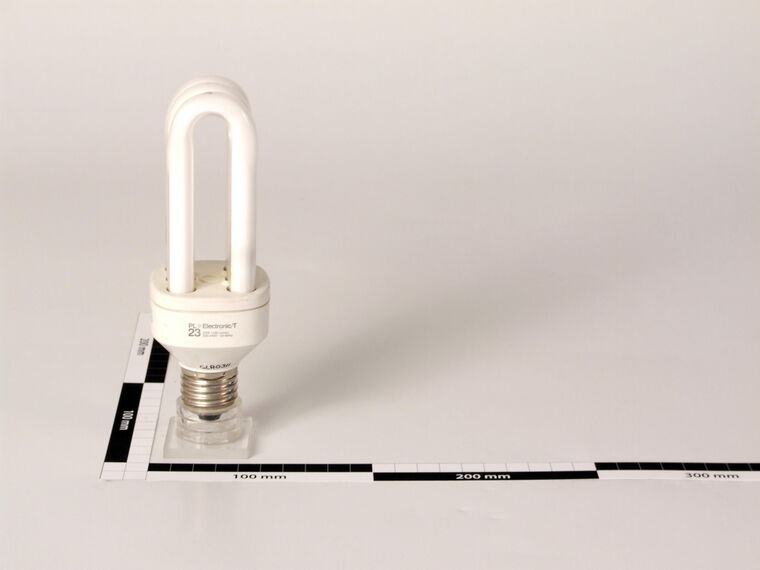 Kompaktleuchtstofflampe 23W E27 Schraubsockel