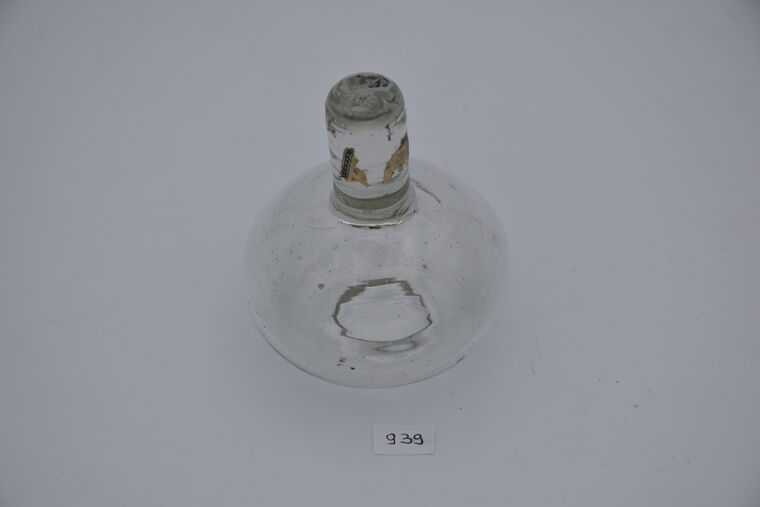 Glaseinsatzstück mit Zapfen