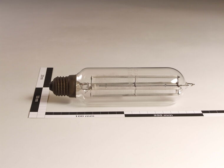 Konstantan-Widerstandsröhre 220 V 0,5 Ampere