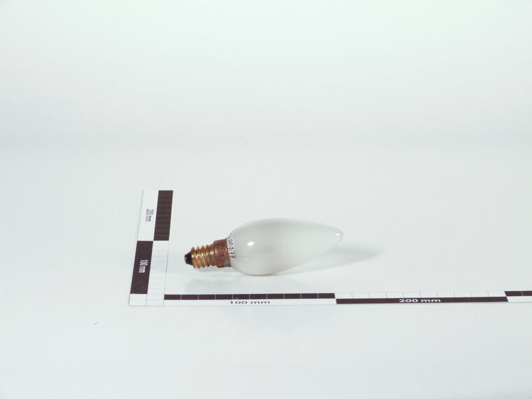 Kerzenförmige Glühlampe 25W 220-225V E14 mattiert