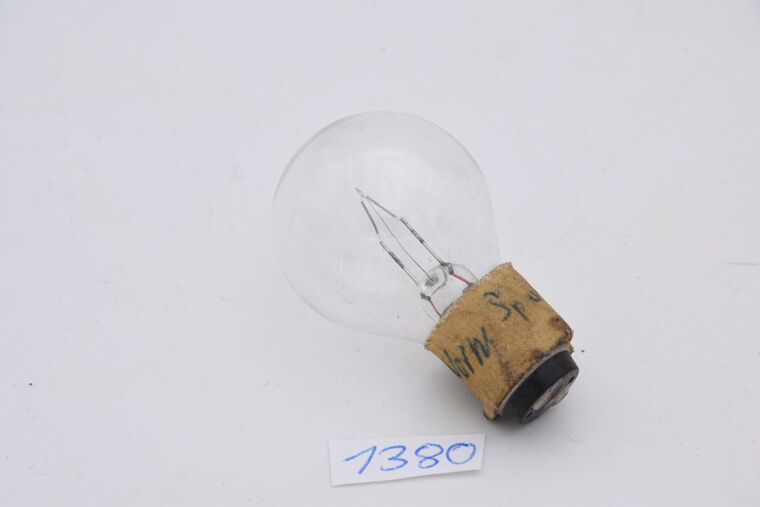 Glühlampe mit Bajonettfassung