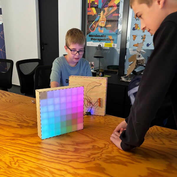 Lasercut, LEDs, Löten, Mikrocontroller – unser neu ...
