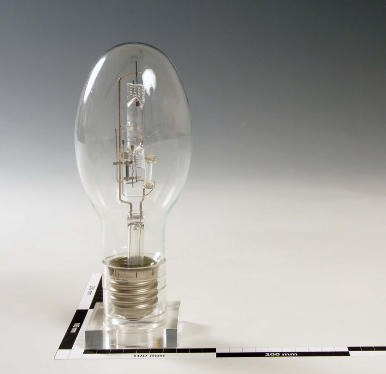Halogen-Metalldampflampe mit E40 Schraubsockel