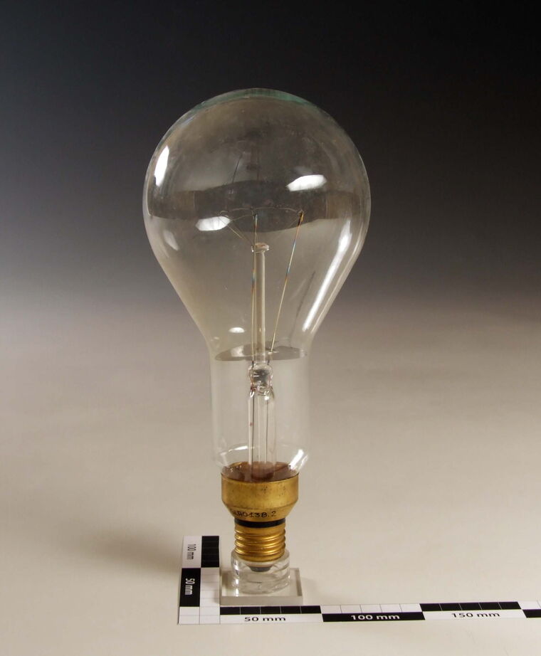 Glühlampe 300Watt 260Volt