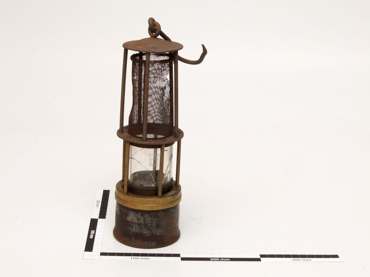 Benzin-Grubenlampe