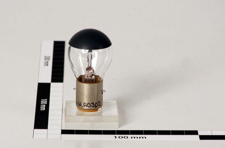 Kuppenverspiegelte Glühlampe 12 Volt 50 Watt