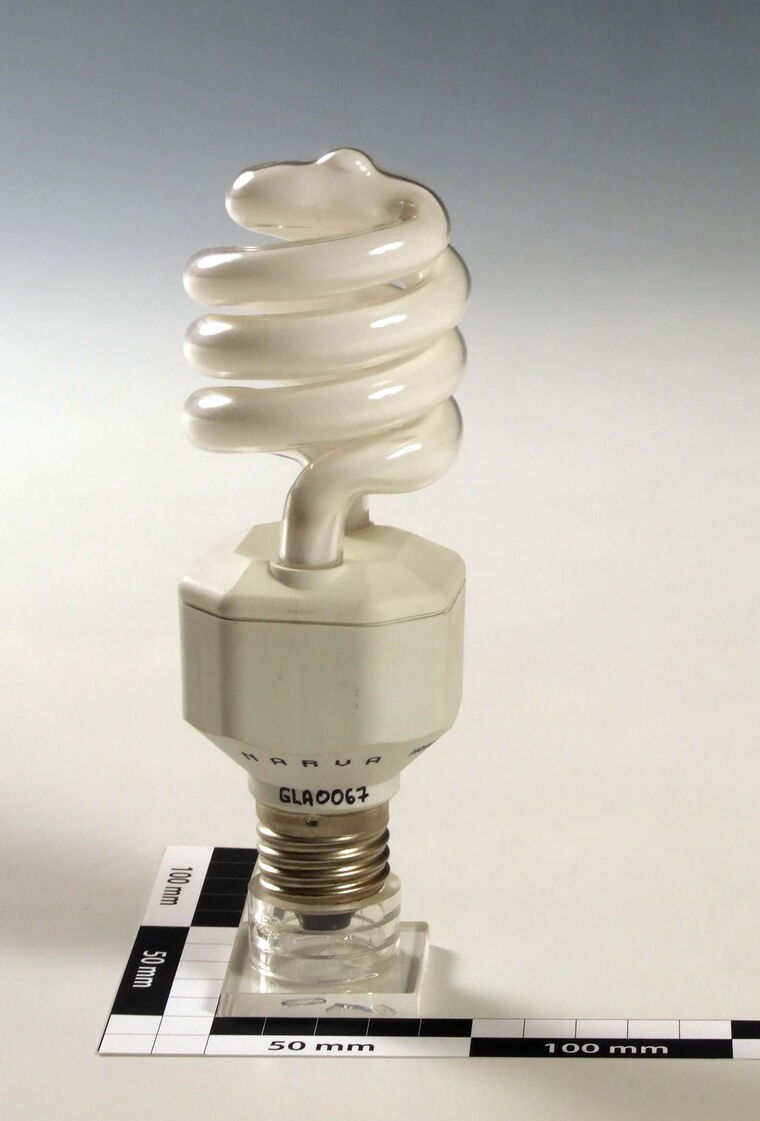 Kompaktleuchtstofflampe 230V 20W