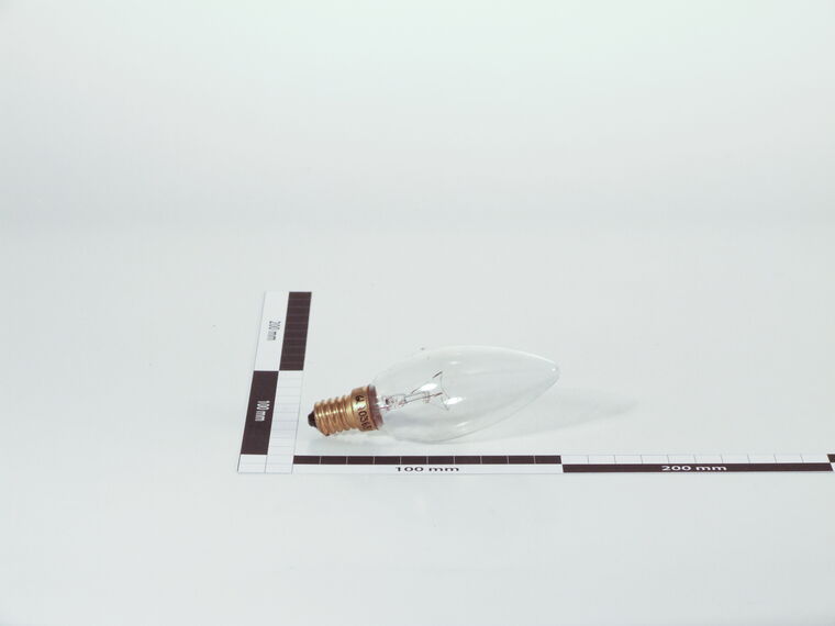 Glühlampe 15W 220V kerzenförmig