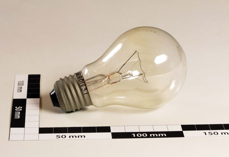 Glühlampe 75W 235V