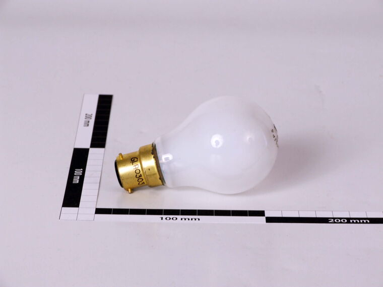 Glühlampe 150V 0,5A