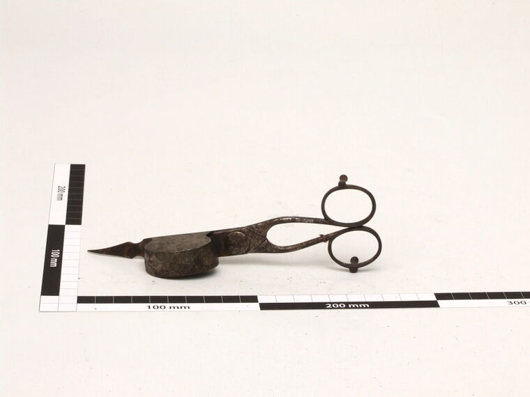 Kerzenschere mit Tablett