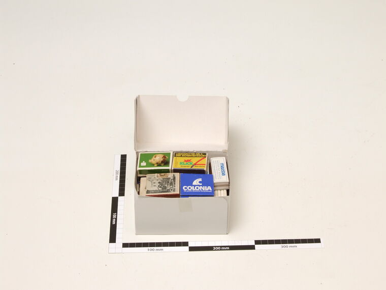 Streichholzpackungen, verschiedene