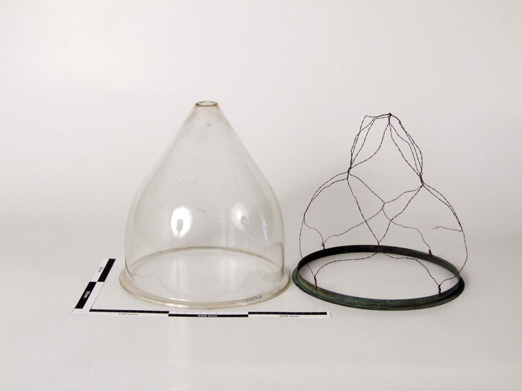 Glasschirm für Petroleumleuchte