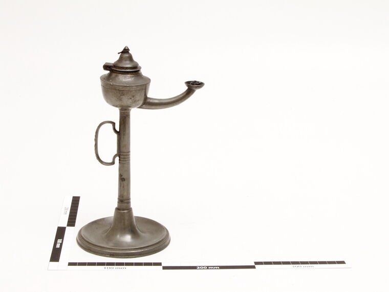 Ölständerlampe