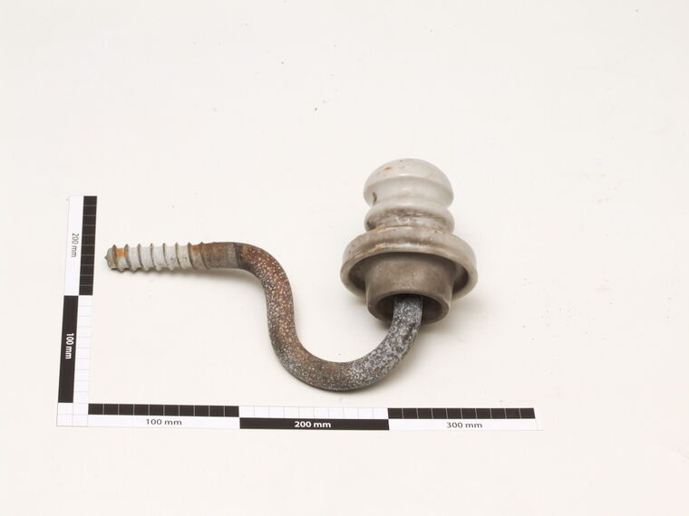 Rillentellerisolator mit Wandarm