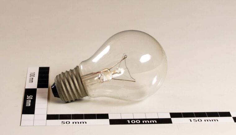 Glühlampe 60W 235V