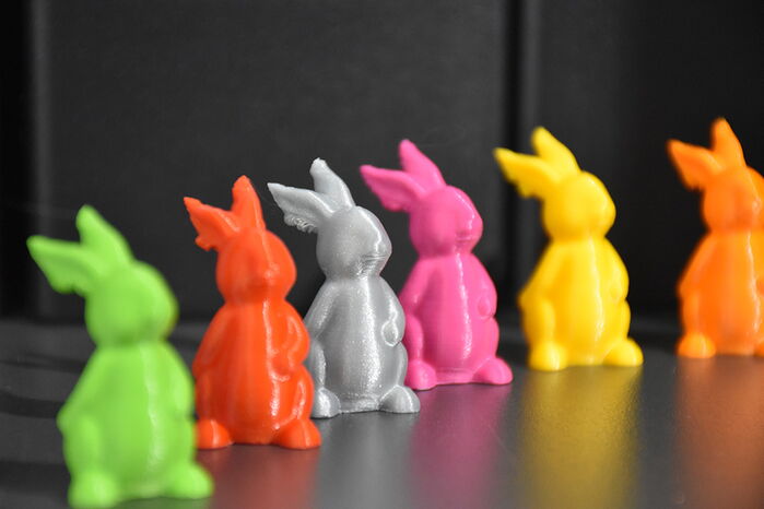 3D-gedruckte, bunte Kaninchen